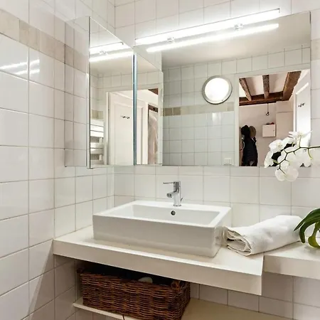 D'exception Au Coeur Du Marais Par Guestready Appartamento *